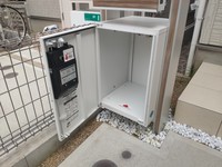 hm200802-01.jpg