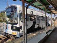 hm2100220-03.jpg